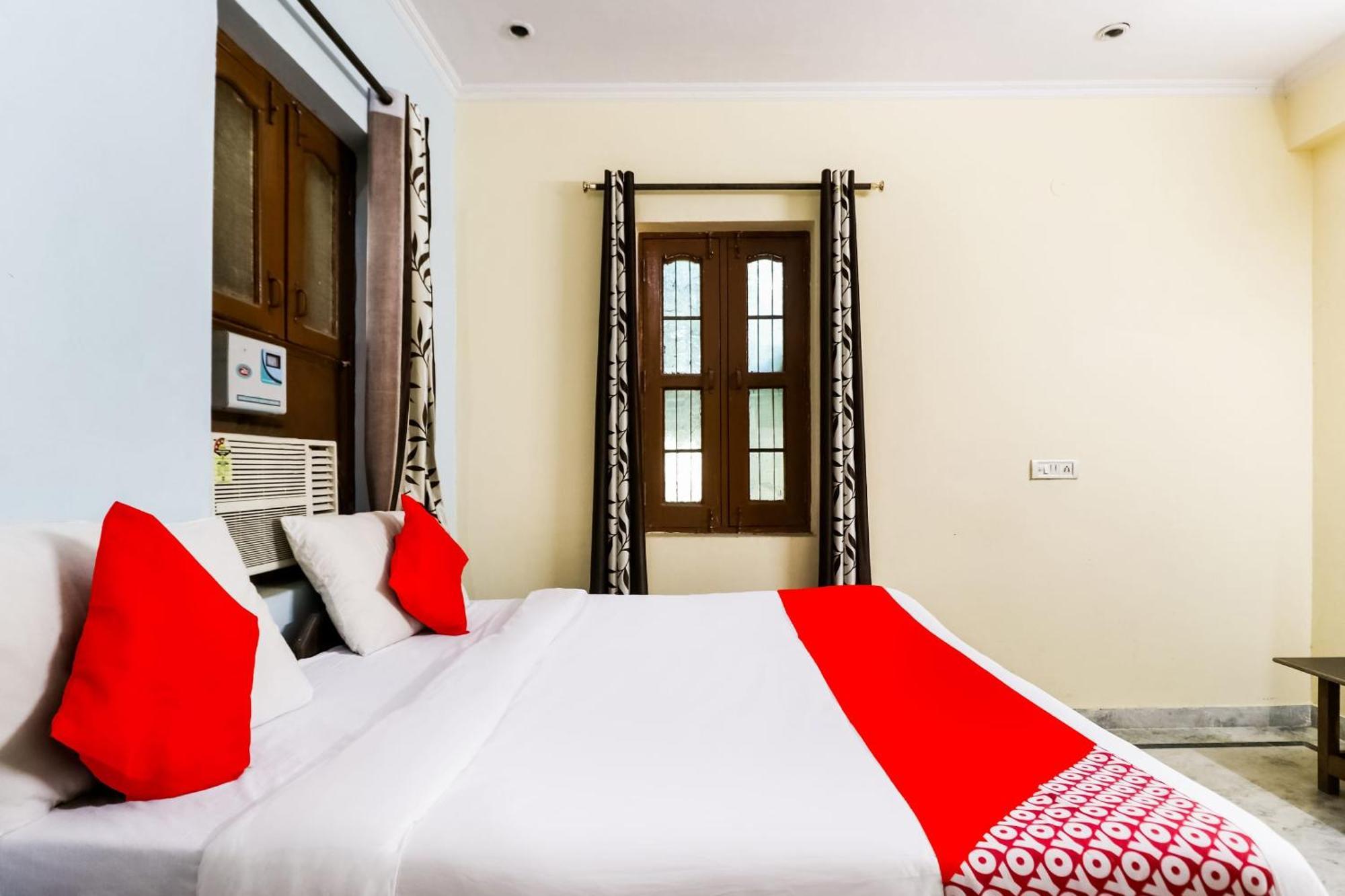 Hotel O Maurya Residency Гургаон Екстериор снимка